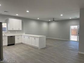 4966 Andover Dr - Photo 1 of 1