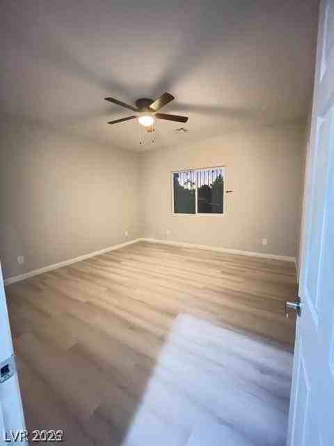 4966 Andover Dr - Photo 4 of 13