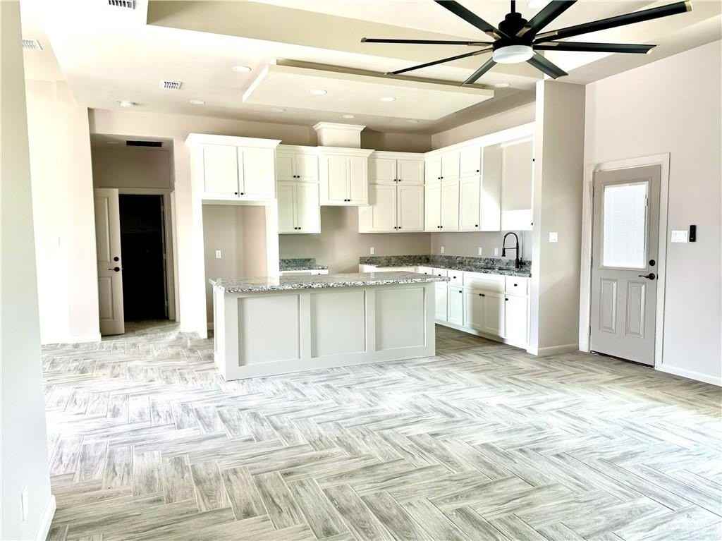 2017 Salvador Ave - Photo 3 of 14