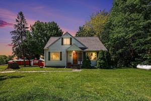 featured image of 3477 W Garfield Rd