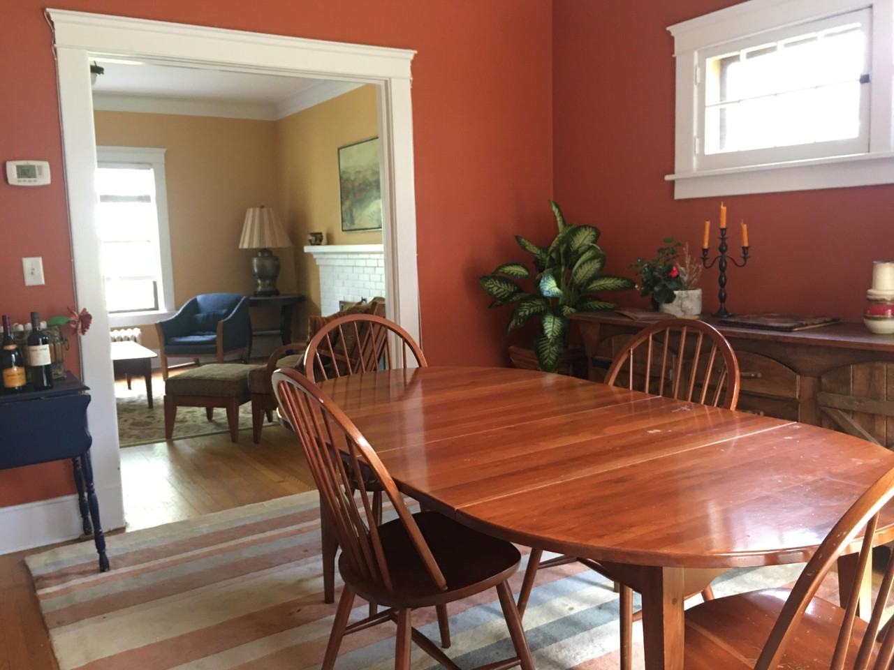 1055 Lincoln Ave - Photo 3 of 14