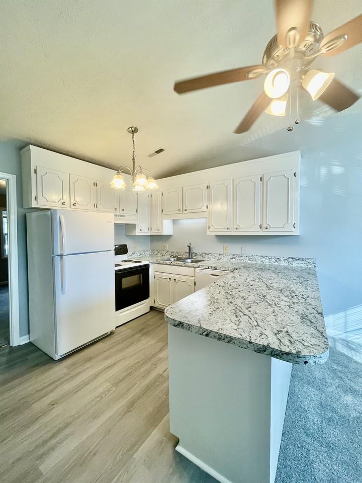 1168 Homestead Garden Ct #2 - Photo 4 of 16