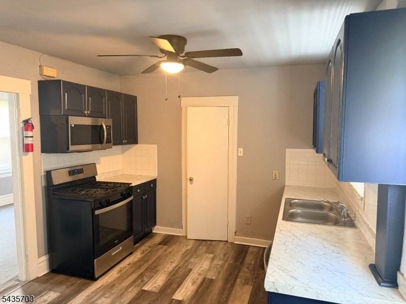 391 Glenwood Ave - Photo 3 of 7