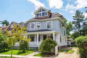 featured image of 294 Claremont Ave