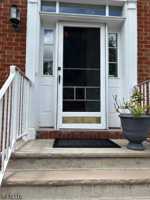 featured image of 15 Washington Ct