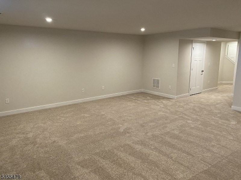 25 Cypress Ln - Photo 6 of 15