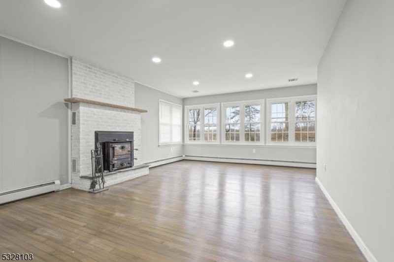 427 Meyersville Rd - Photo 3 of 17