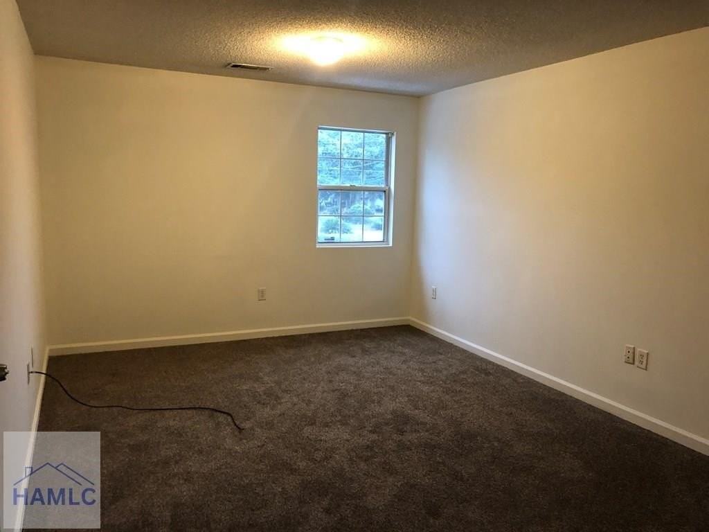 134 Rolland St Apt 12 - Photo 5 of 7