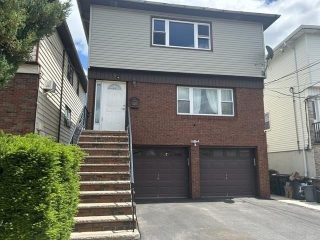 56 Isabella Ave #2