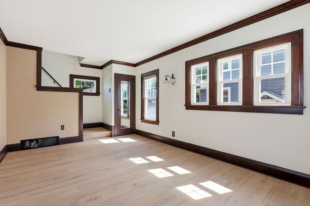 177 14th St - Photo 6 of 25