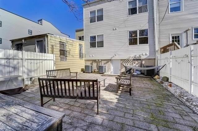 295 New York Ave #1L - Photo 4 of 32