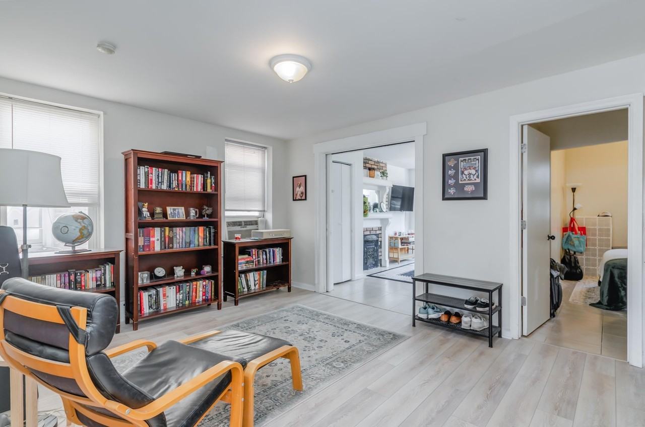 9 Concord St #2 - Photo 4 of 11