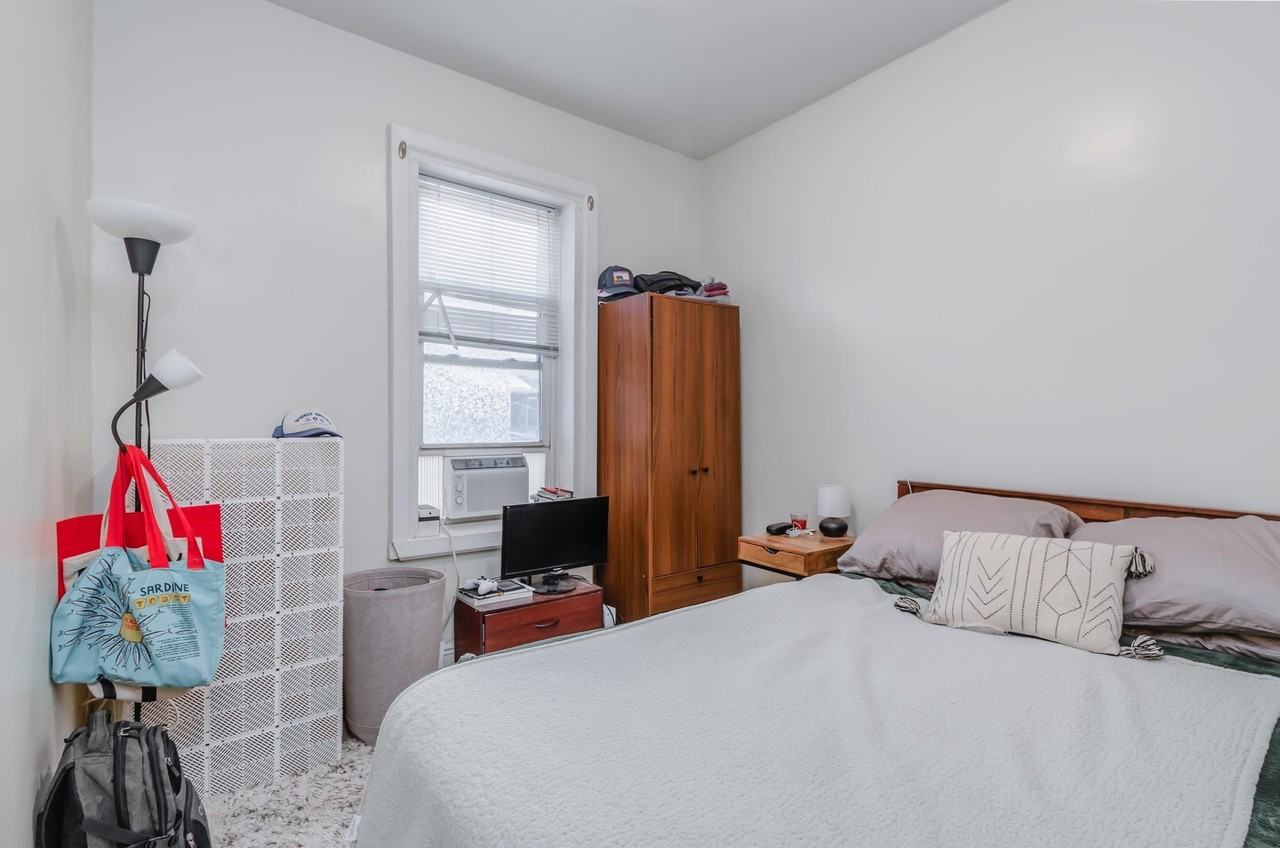 9 Concord St #2 - Photo 5 of 11