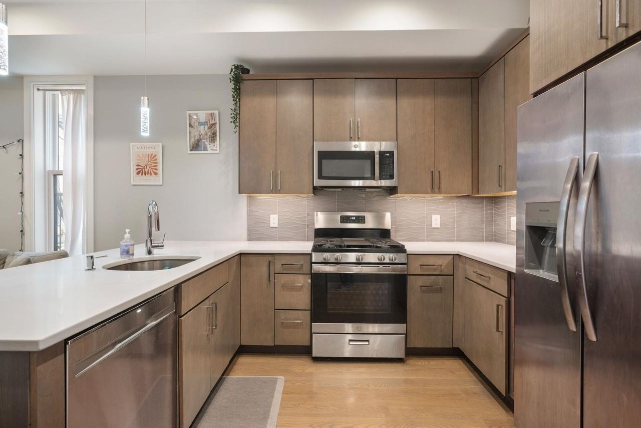 56 3rd St #3 - Photo 6 of 16