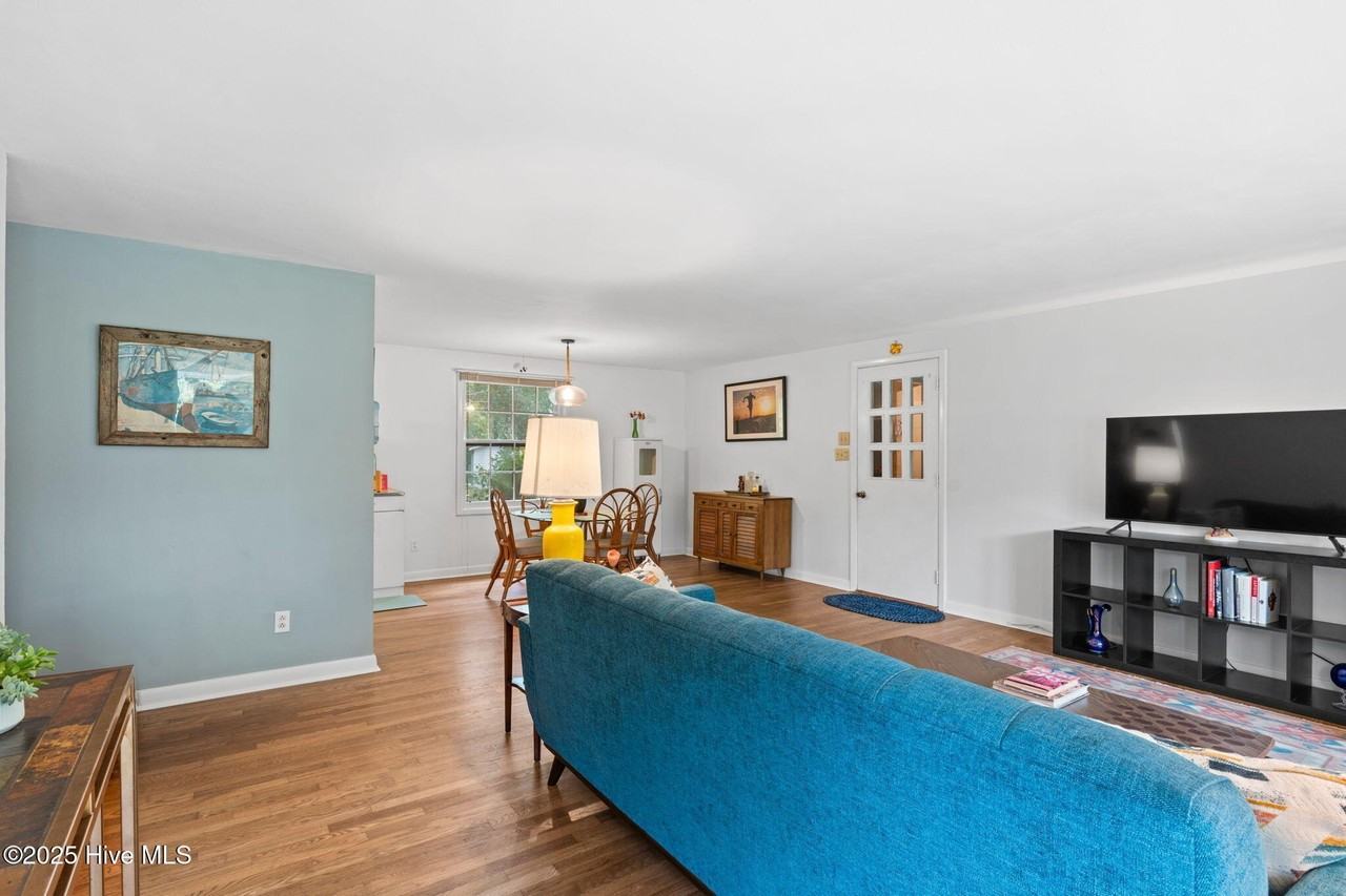 5405 Autumn Dr - Photo 4 of 27
