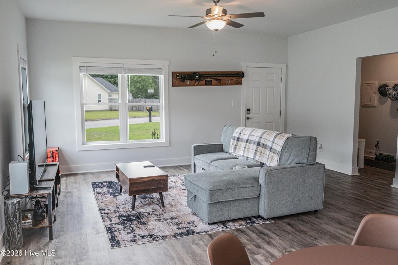103 Crooked Run Dr - Photo 5 of 21