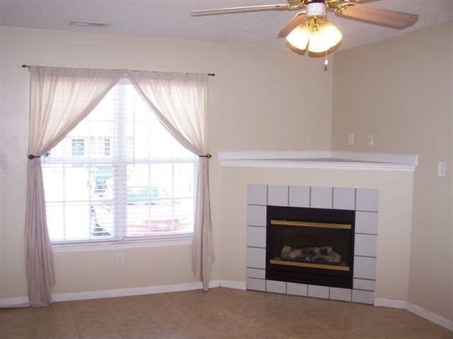 106 Pinegrove Ct - Photo 2 of 8