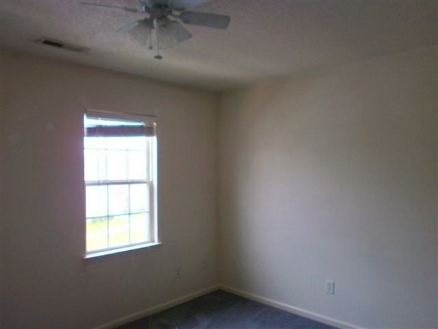 106 Pinegrove Ct - Photo 5 of 8