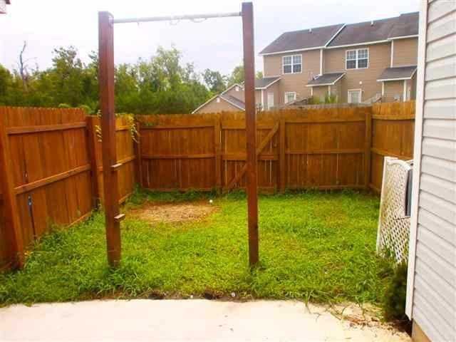 106 Pinegrove Ct - Photo 7 of 8