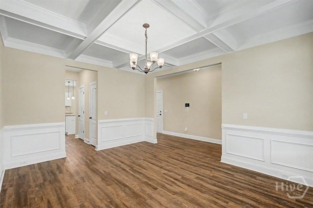 346 Coconut Dr - Photo 4 of 38