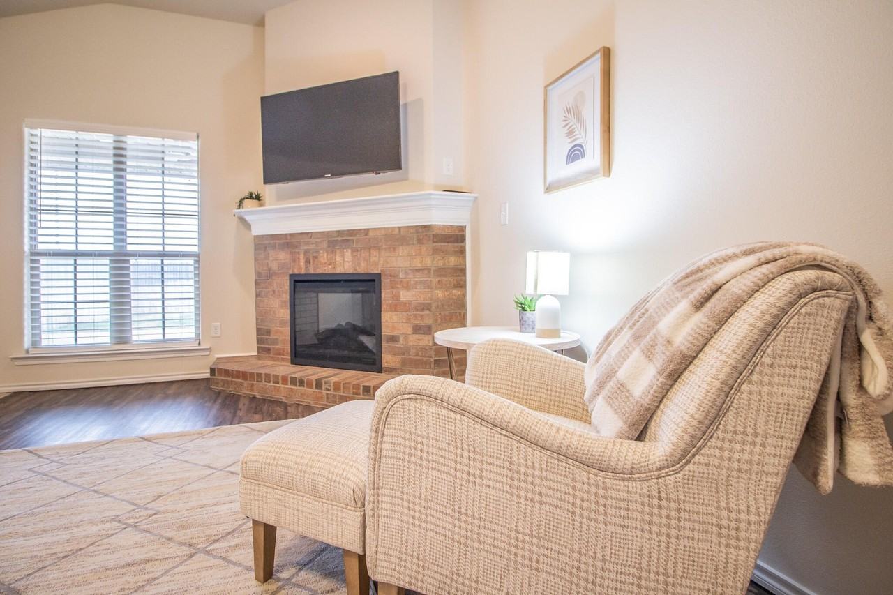 9106 Quincy Ave - Photo 7 of 24