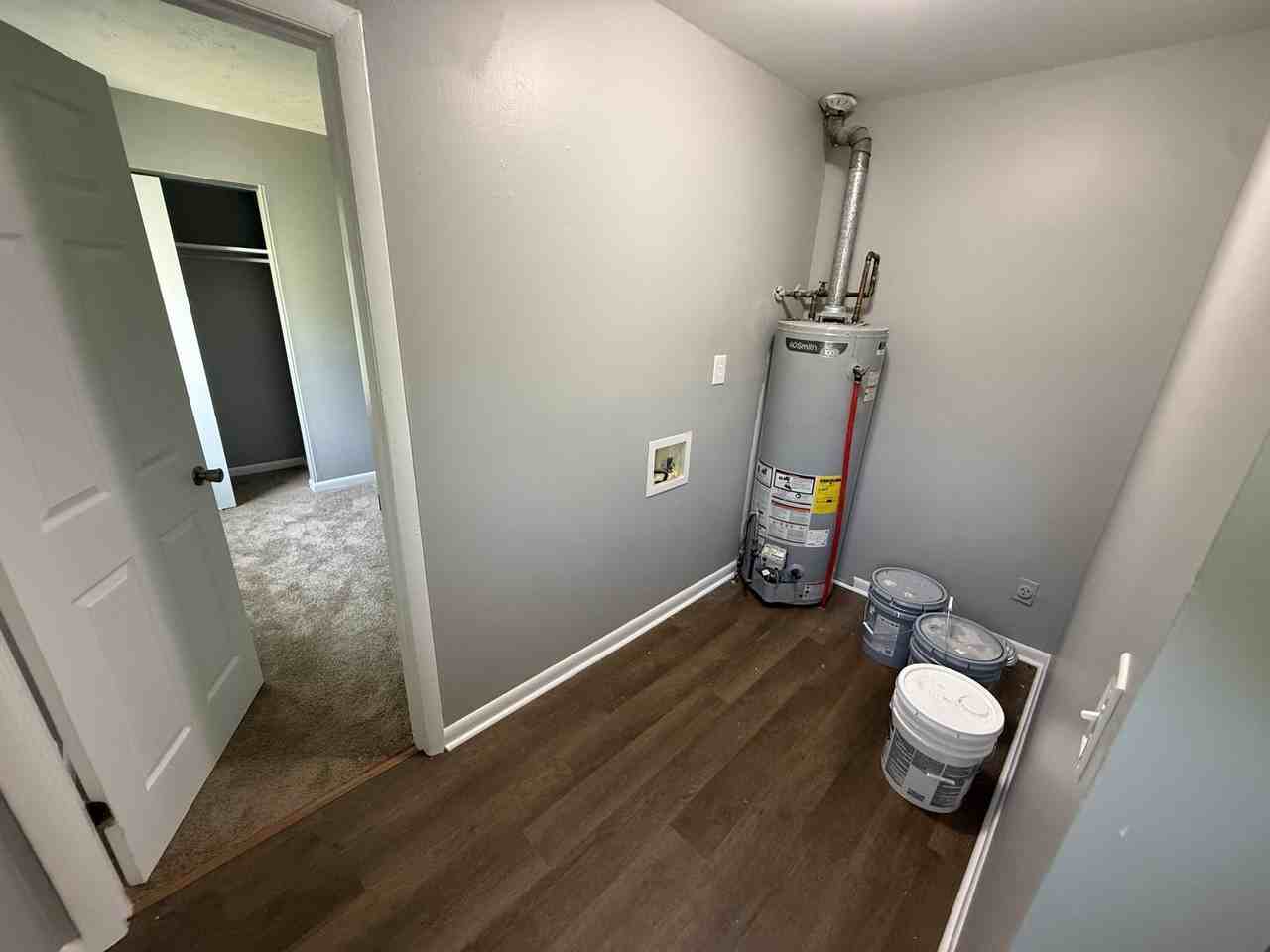 1333 Ox Hill Dr - Photo 5 of 11