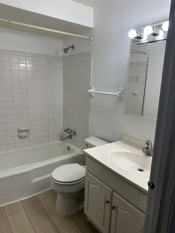 5271 Easkwick Dr. - 5323 #5323 - Photo 5 of 16