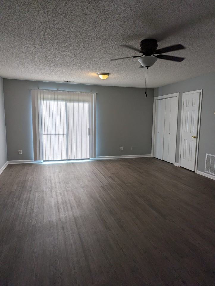 1407 Forest Knolls Cir #1407 - Photo 5 of 16