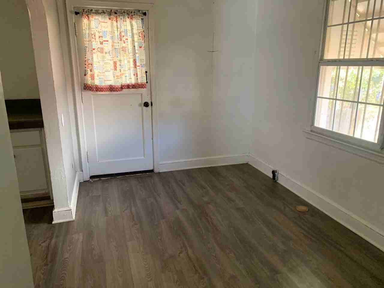 1191 N Graham St - Photo 3 of 7