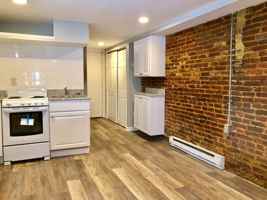 featured image of 306 S Conkling St