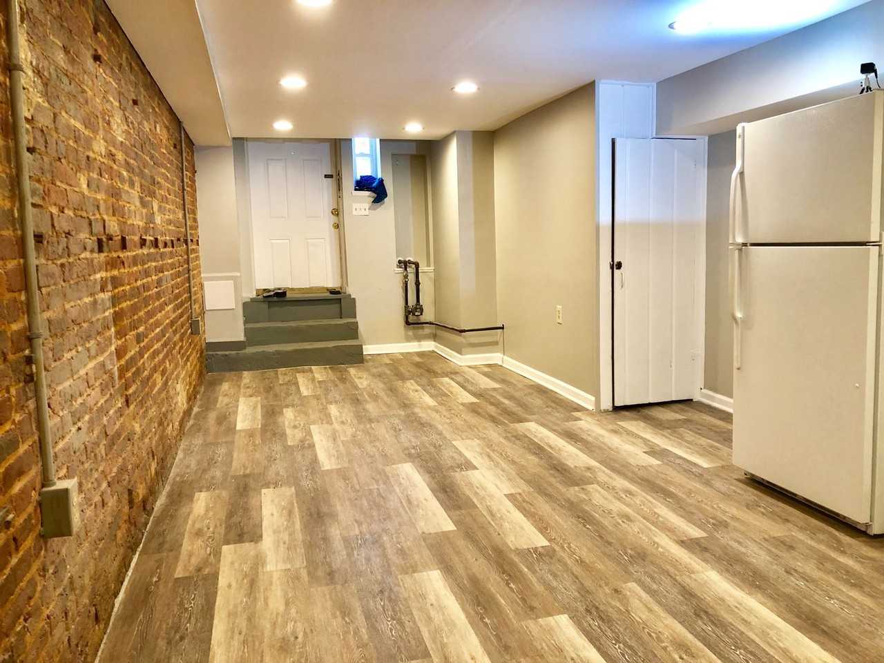 Unit for rent in Highlandtown - Photo 5 of 6