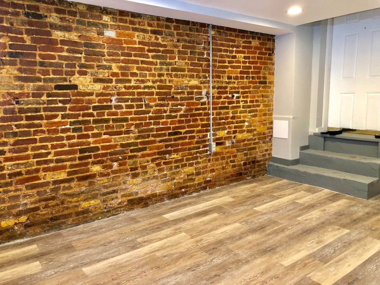 Unit for rent in Highlandtown - Photo 6 of 6