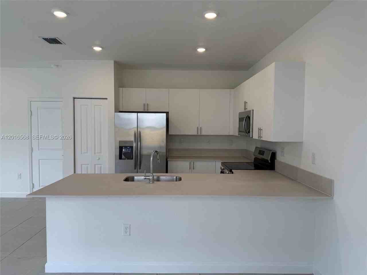 18835 Sw 315th St #18835 - Photo 4 of 14