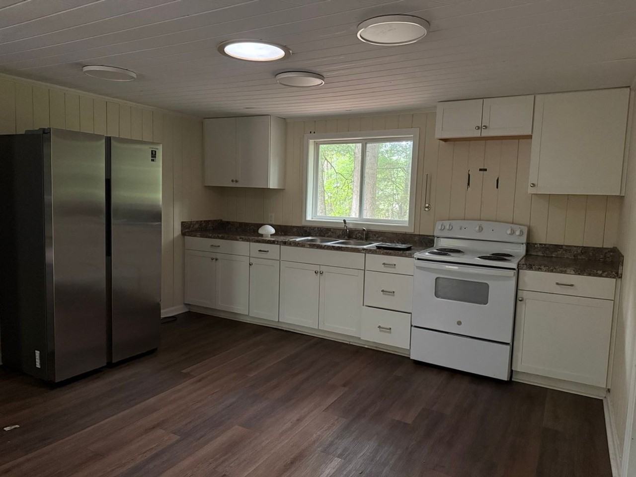 142 Henry Meyer Rd - Photo 2 of 9