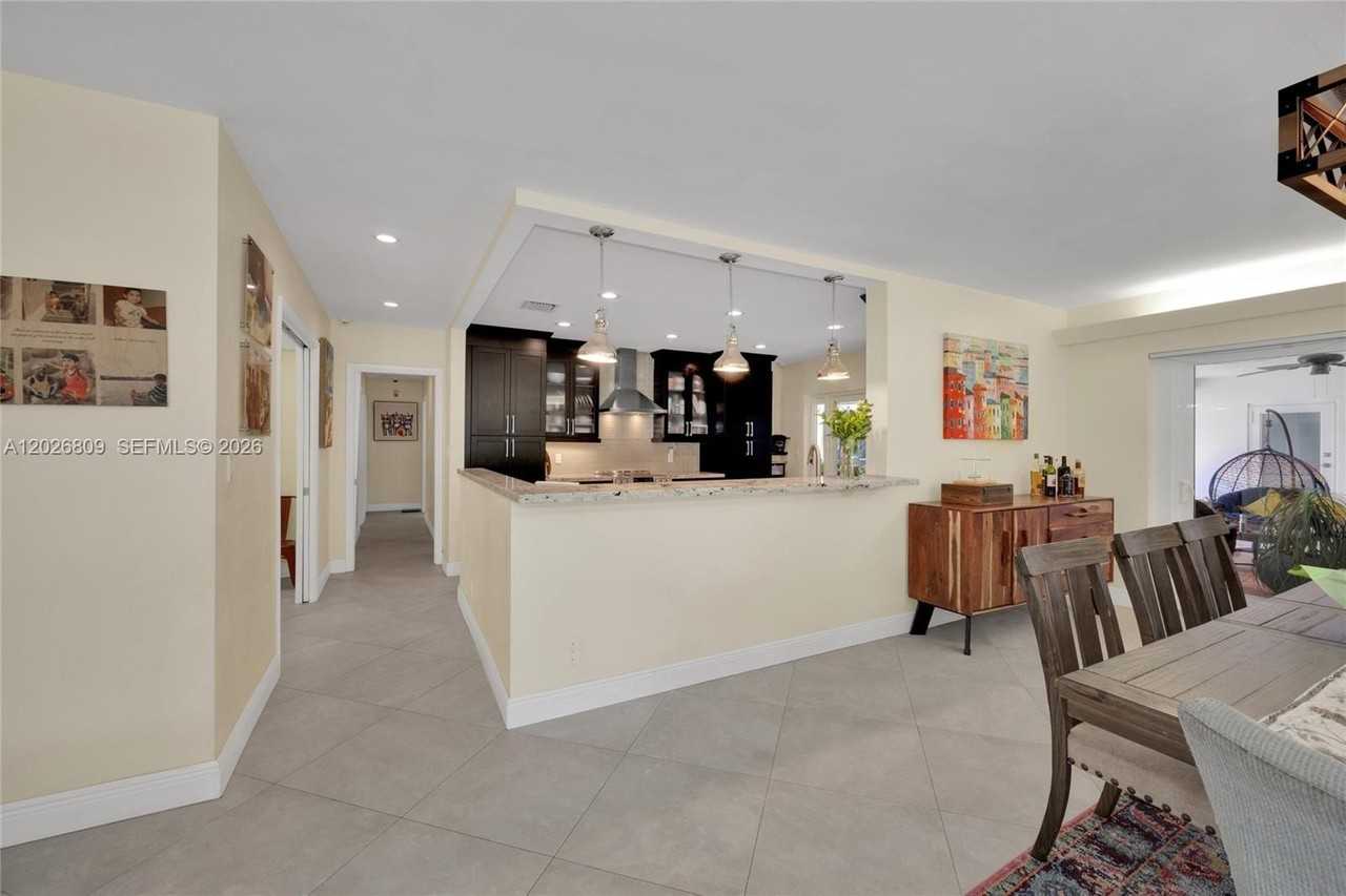6970 Sw 124th St - Photo 7 of 22
