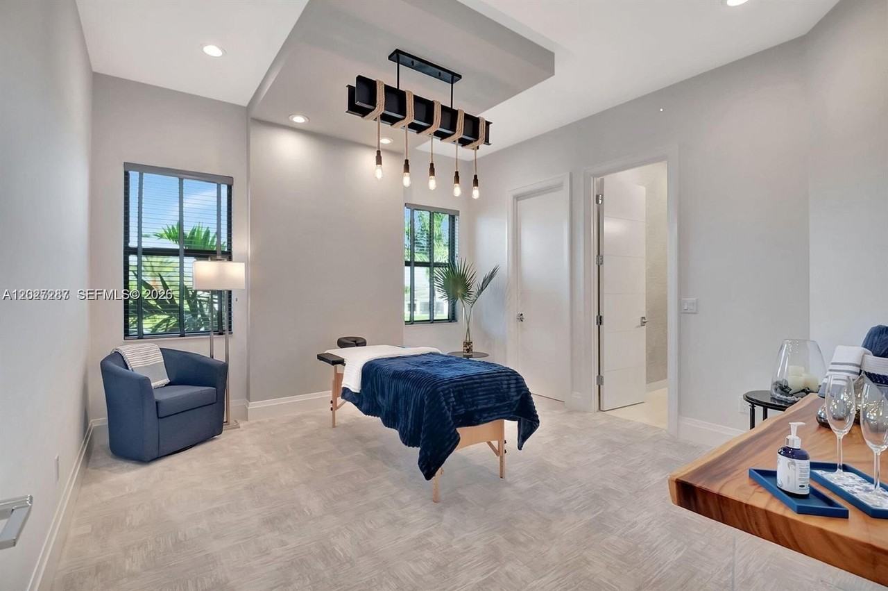 17230 Brulee Breeze Way - Photo 6 of 44