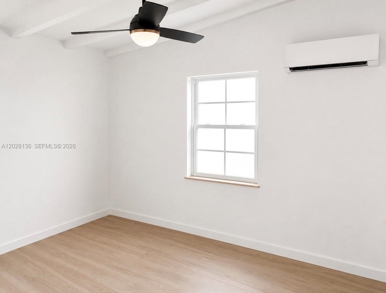 810 Ne 3rd Ave - Photo 6 of 11