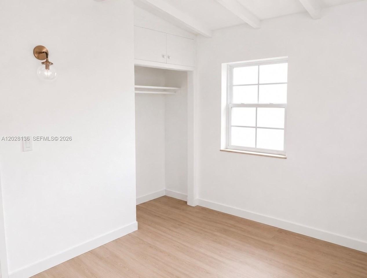 810 Ne 3rd Ave - Photo 7 of 11