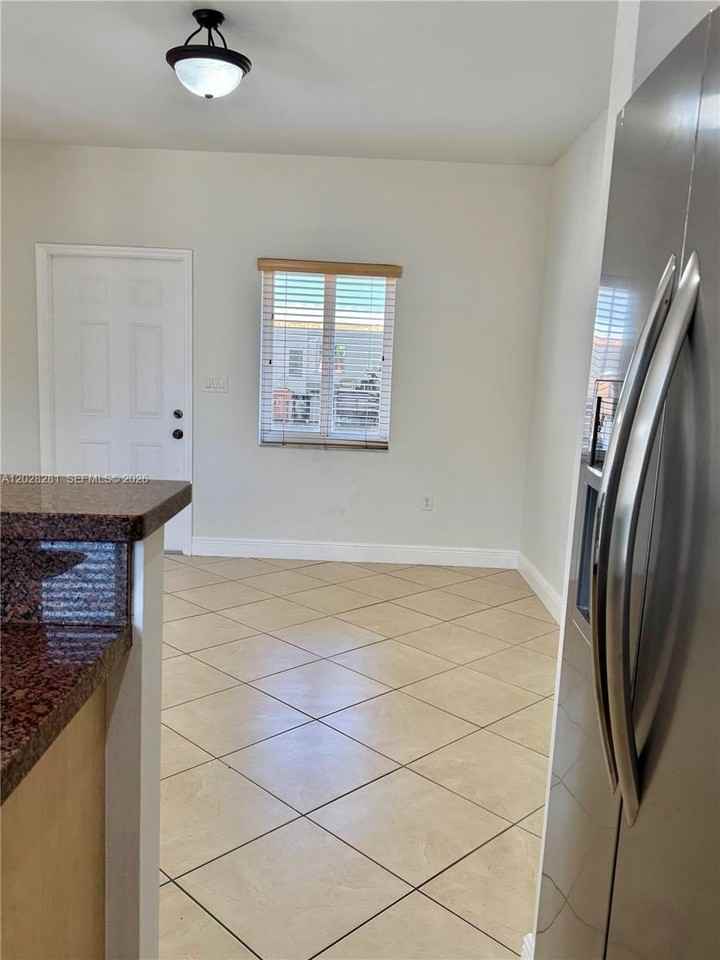 6004 Sw 8th St #2 - Photo 5 of 26