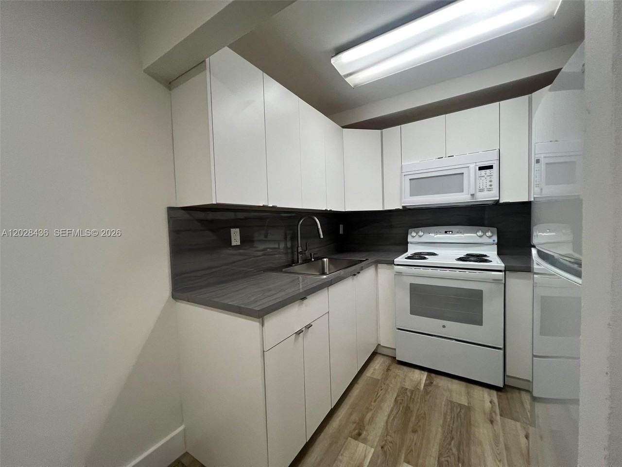 5644 W 25th Ct #5644 - Photo 4 of 15