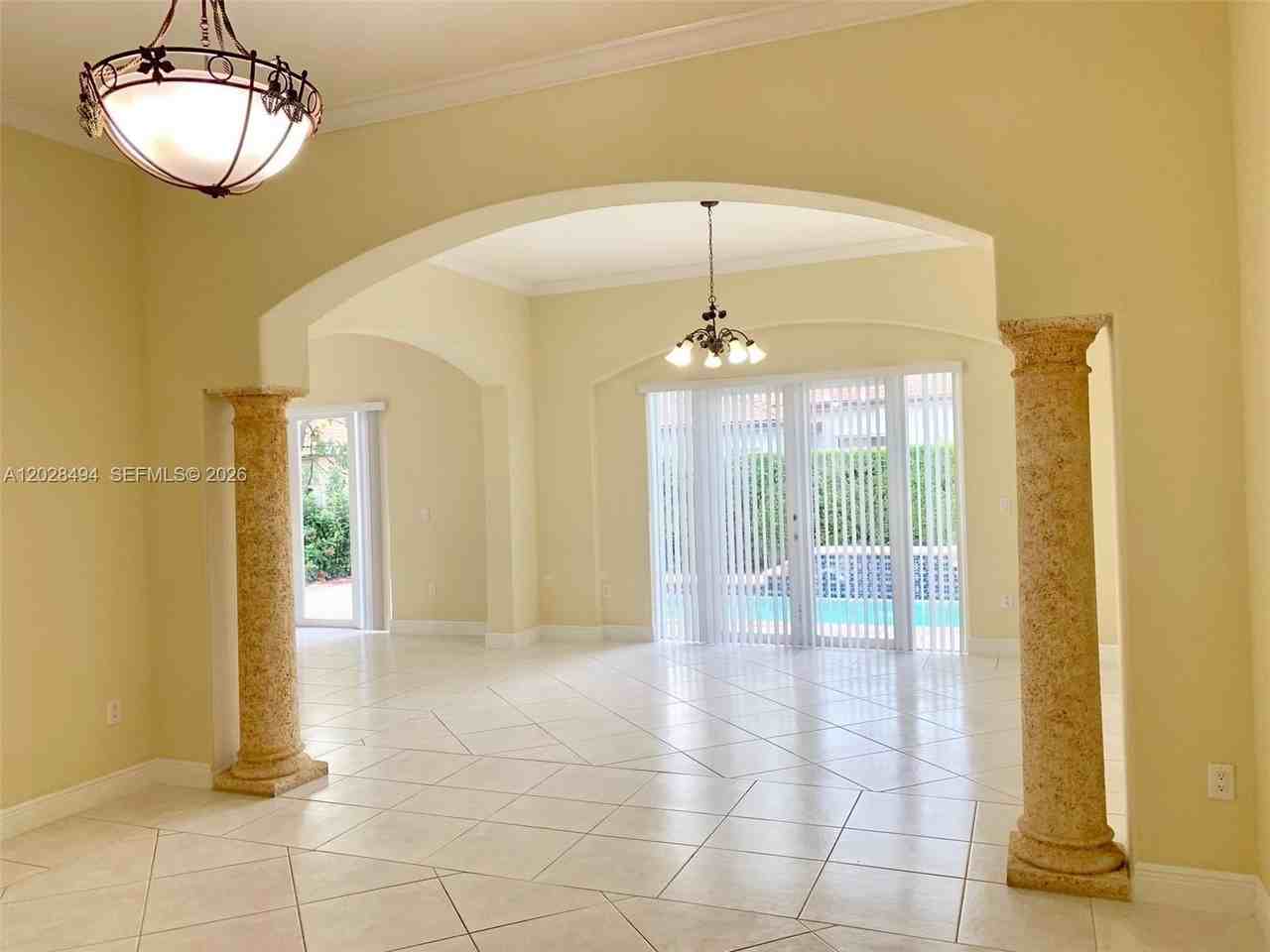 15751 Sw 103rd Ln - Photo 4 of 25