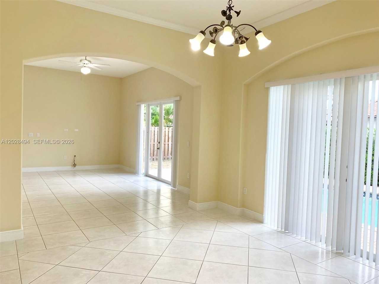 15751 Sw 103rd Ln - Photo 5 of 25
