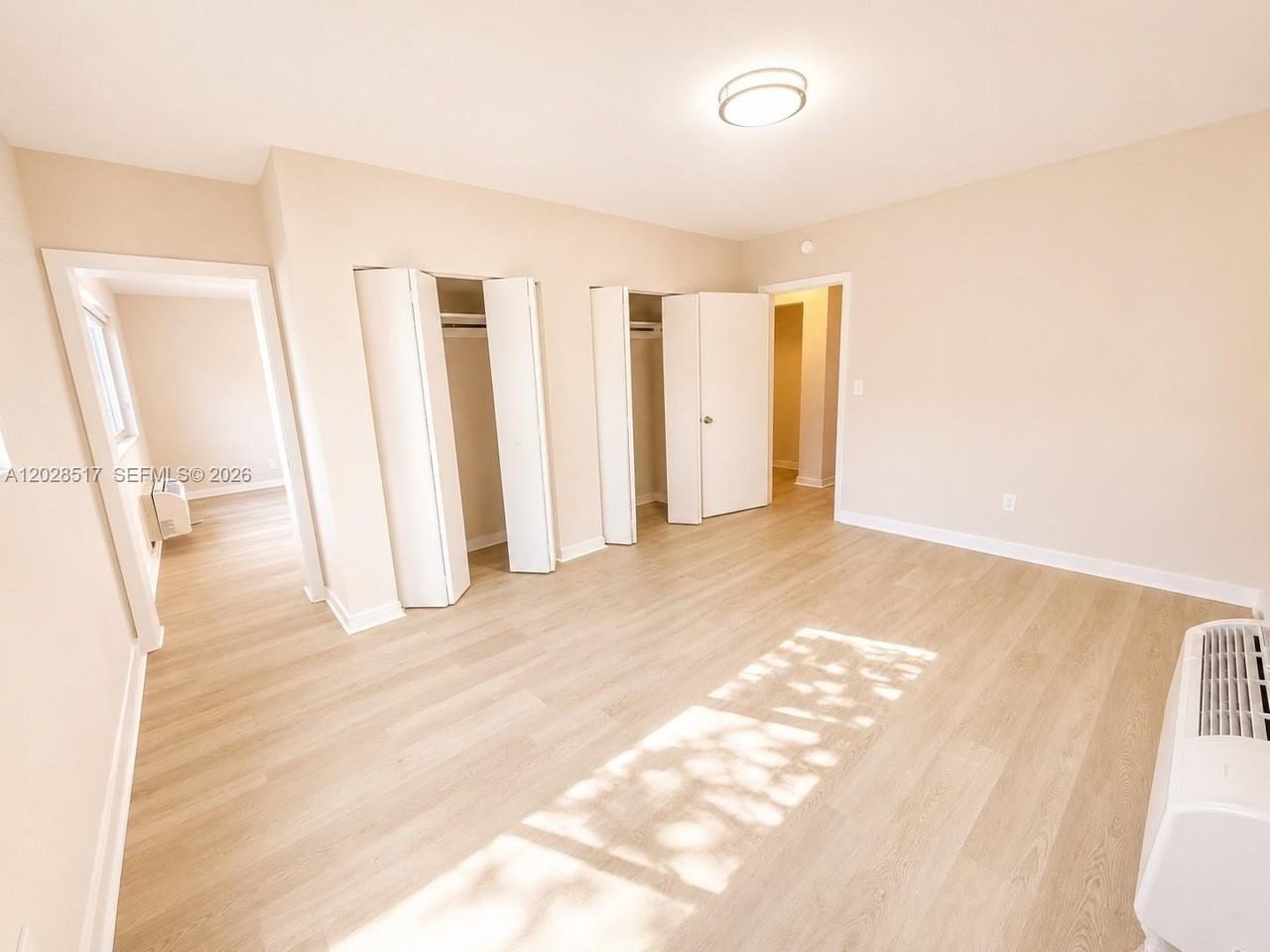 1525 Michigan Ave #1 - Photo 4 of 9