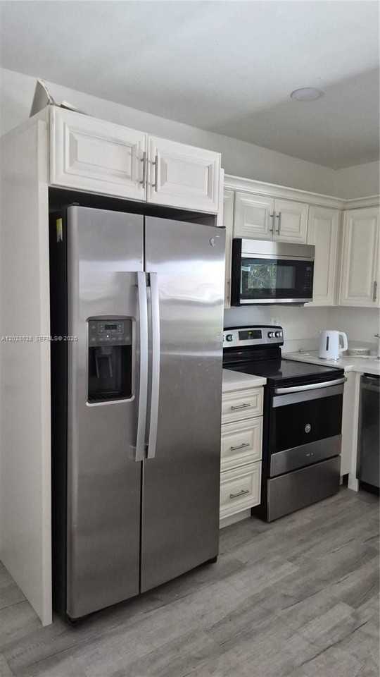8261 Johnson St - Photo 4 of 13