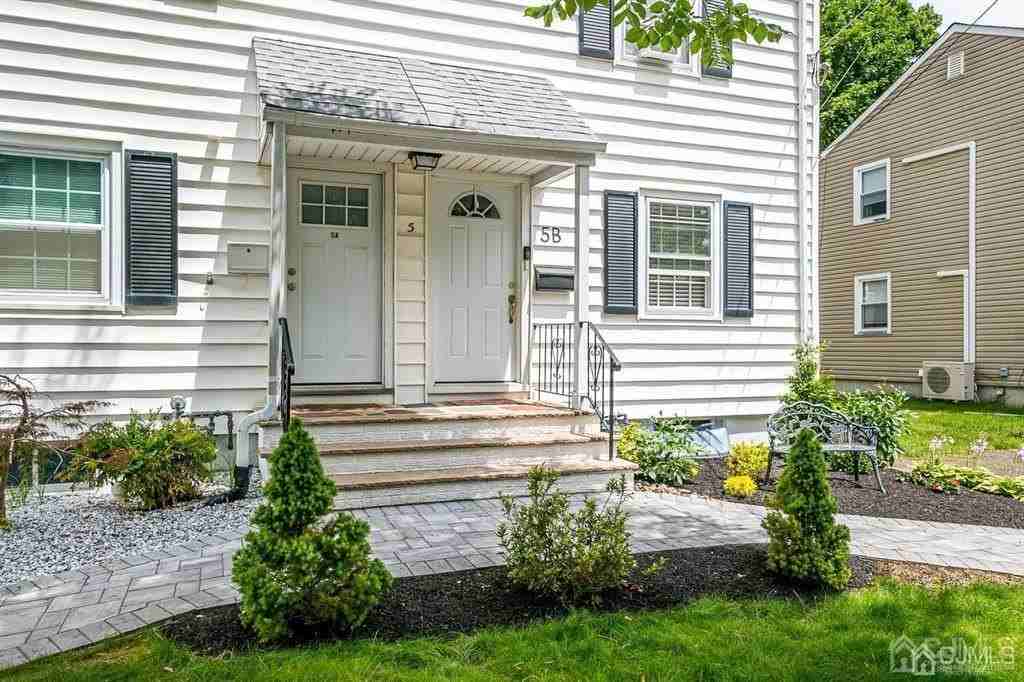 5 Mayfield Pl #B - Photo 2 of 20