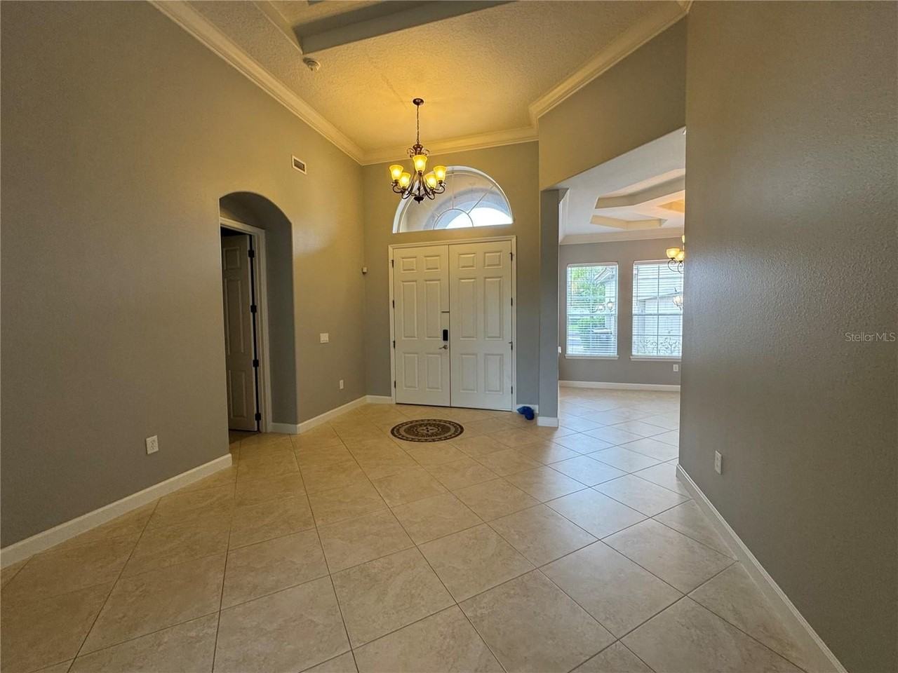 142 Harrington Ct - Photo 2 of 42