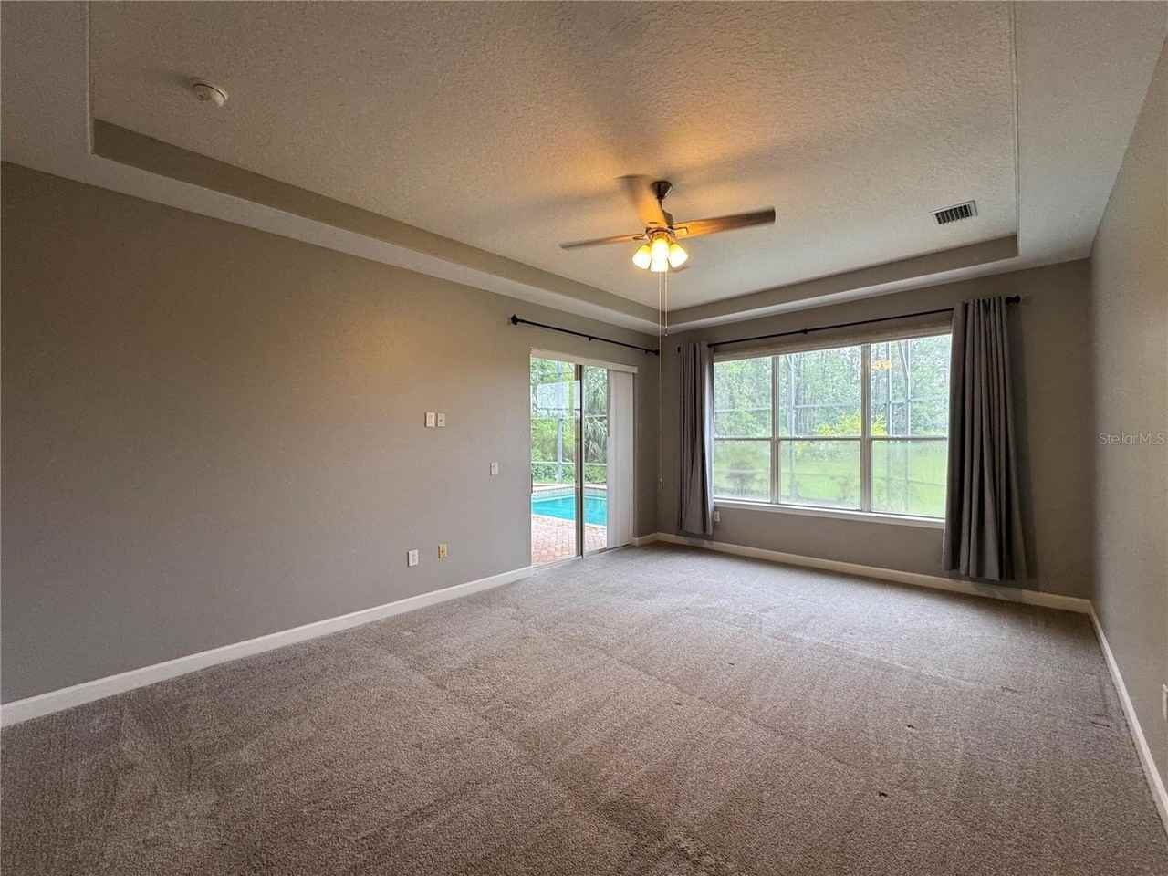 142 Harrington Ct - Photo 6 of 42
