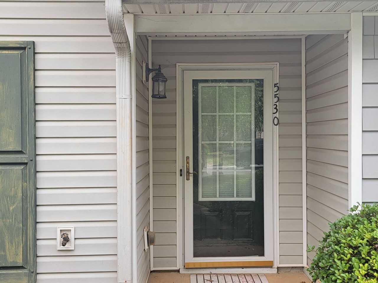 5530 Union Pointe Pl - Photo 4 of 22