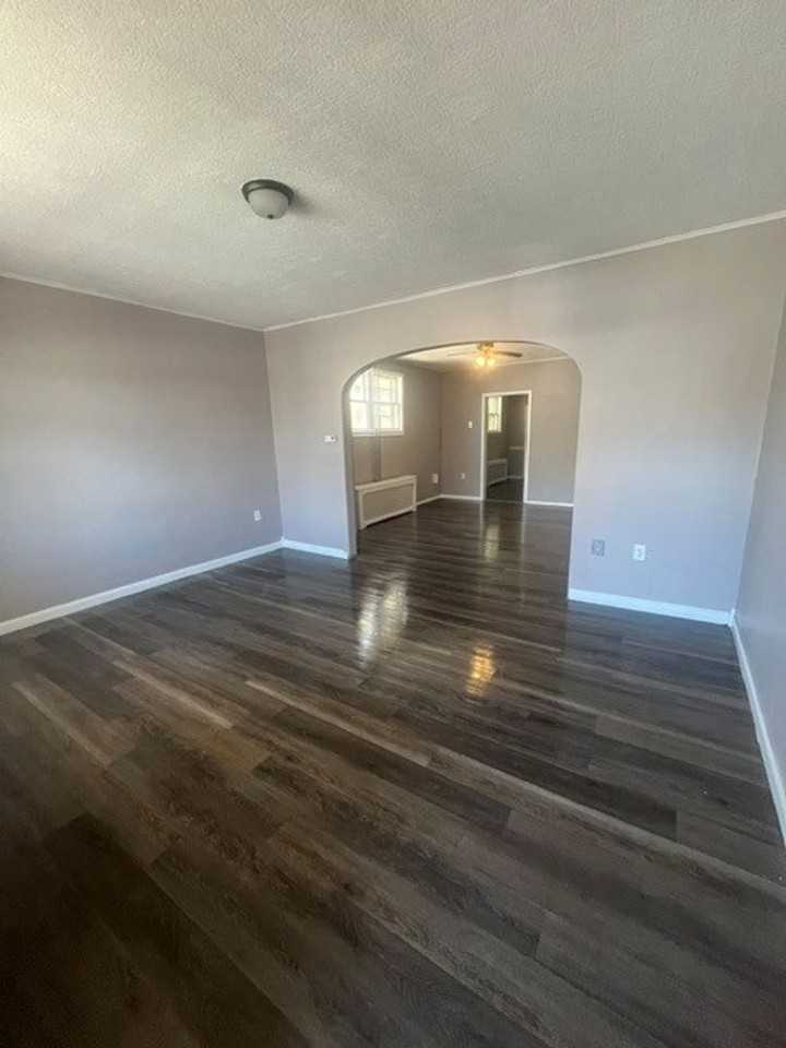 126 E High St - Photo 5 of 18