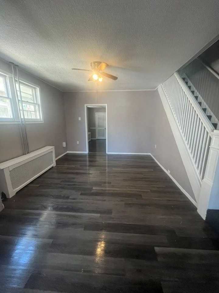 126 E High St - Photo 7 of 18